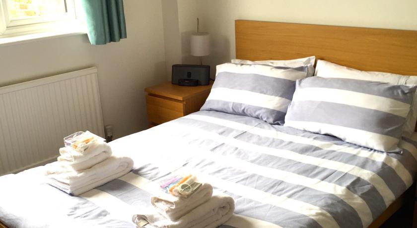 36 Heritage House Kington  Room photo